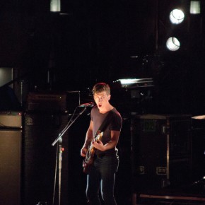 Arctic-Monkeys-9.23.11-KarenMandall120