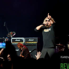 Sammy Hagar working the crowd at the Vegas Rocks! Magazine Awards