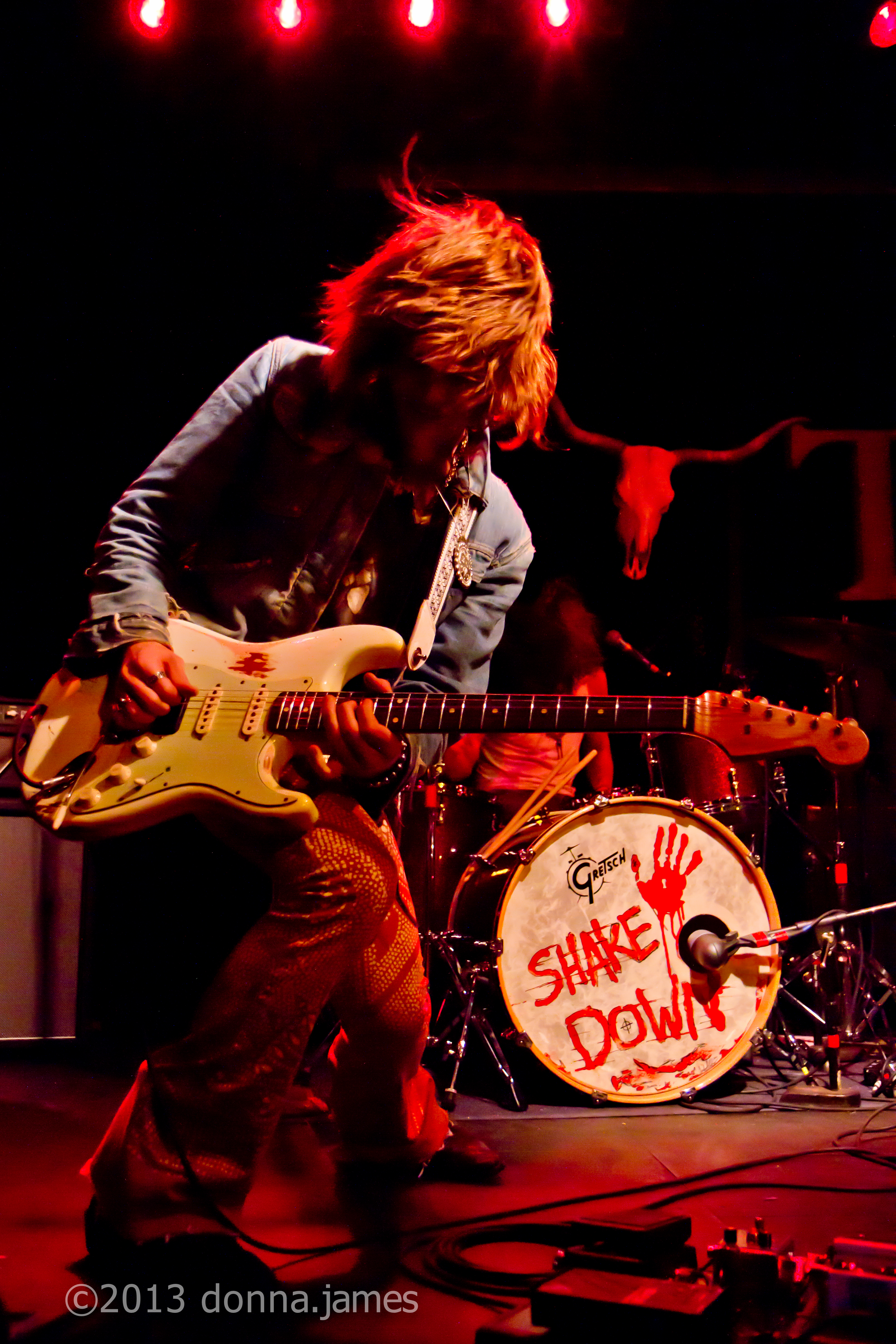 Tyler Bryant and the Shakedown