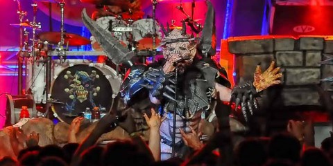 Gwar-feature